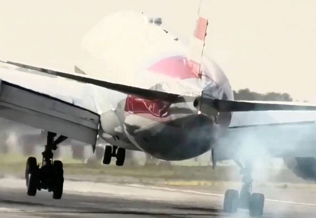 Flights forced to abort landings at Heathrow Airport