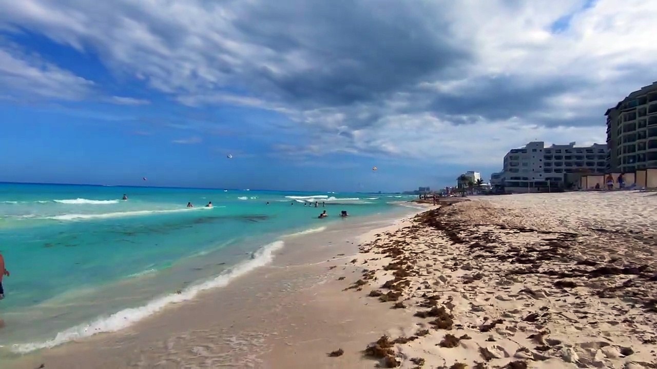 Cancun, Mexico | Beach Walk | Zona Hotelera | Virtual Walking | Quintana Roo | 4K