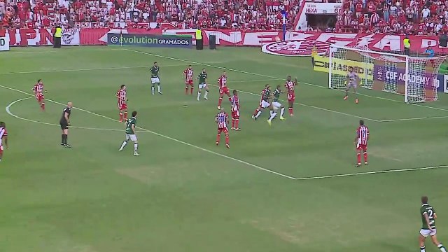 Título: Série C Desafios e Expectativas: Náutico Enfrenta Lesões Enquanto Busca Subir para a Série B