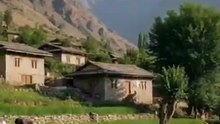 🌄_Life_in_a_Beautiful_Mountain_Village___Realistic_Nature_Scene(360p)(1)