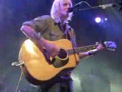 SARAH BETTENS STAY (Live Montpellier) [17.05.08]