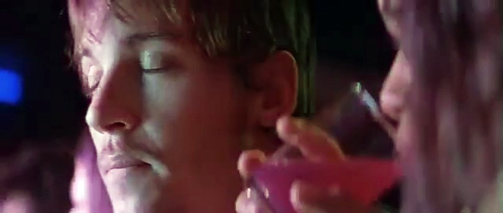 The tesseract (2003)