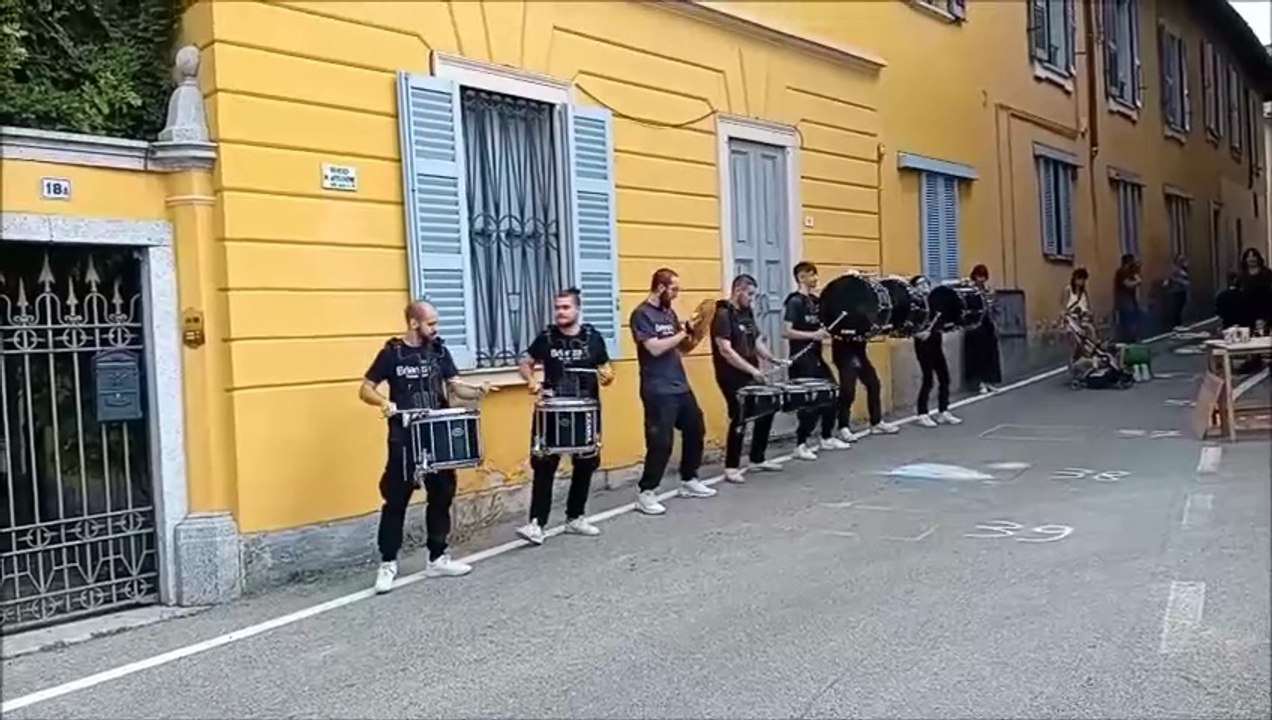 Capriano in Piazza. Percussionisti Brianza Parade (14 Sett. 2025)
