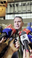 Flávio Bolsonaro faz apelo a Moraes: "Dá uma trégua, terrorista"