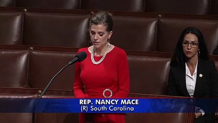 Una congresista republicana presentó una resolución para destituir a Ilhan Omar