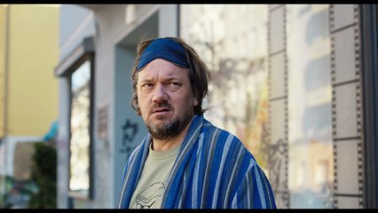 Der Held vom Bahnhof Friedrichstraße - Trailer (Deutsch) HD