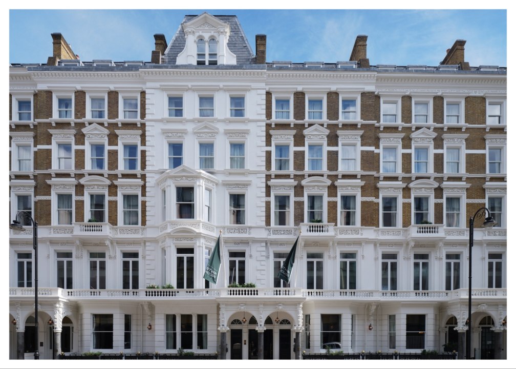 I stayed in a luxury apartment in London hotel