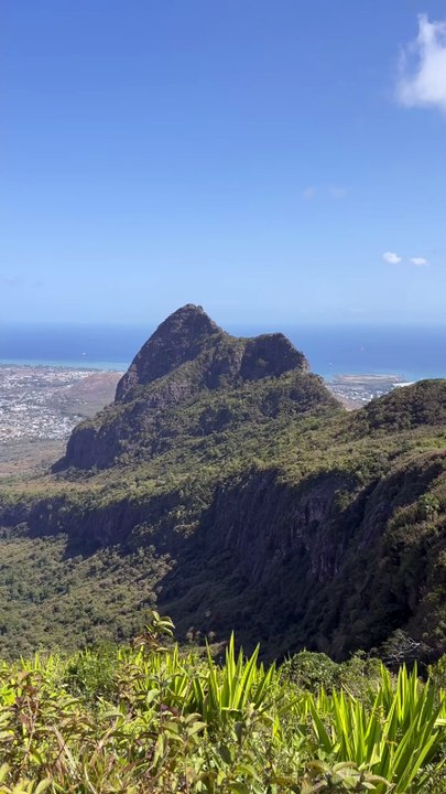 VUE PANORAMIQUE depuis Le Pouce à Maurice