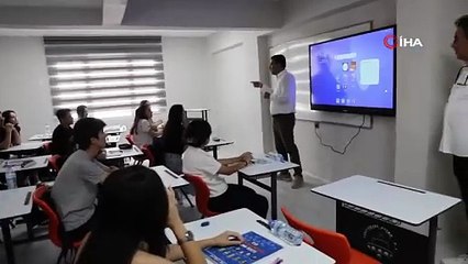 Öğrencilere ücretsiz eğitim ve kütüphane desteği