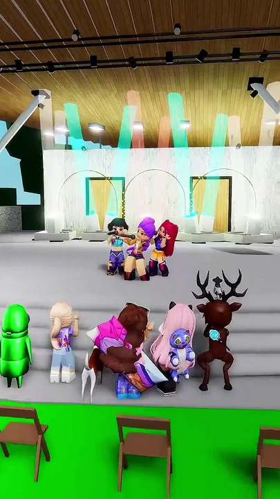 rumi thought they wouldn_t accept her but this happened😯💞_robloxshorts _roblox(720P_HD)
