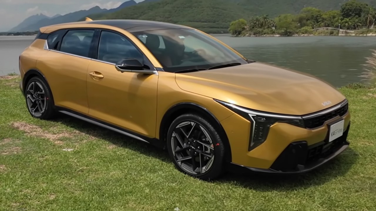 Neuer Kia K4 (2026) im Detail: Ausstattung, Technik, Motoren & Marktstart erklärt