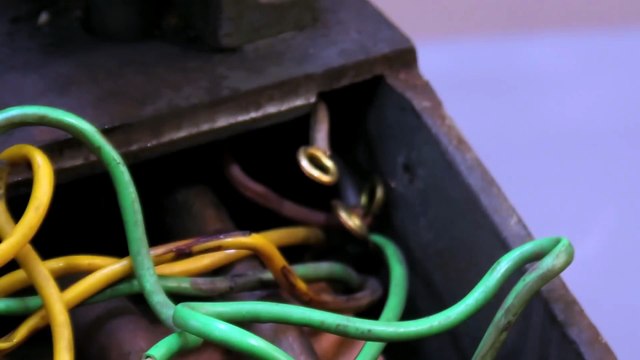 1928's _Ideal_ Welding Machine Restoration - The BIZARRE Machine That Welds Sawblades_