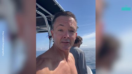 Man Encounters Giant Swarm of Crabs