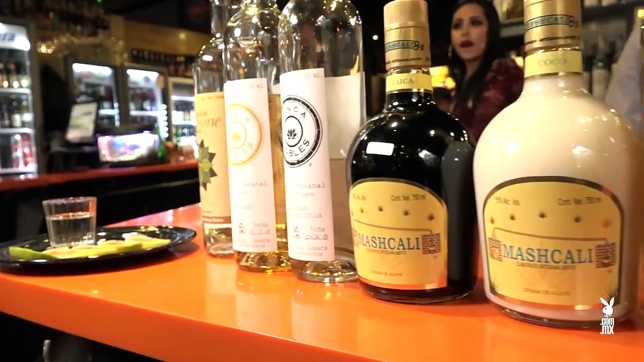 Playboy Backstage: Mezcalería Finca Robles (Mercado Roma)