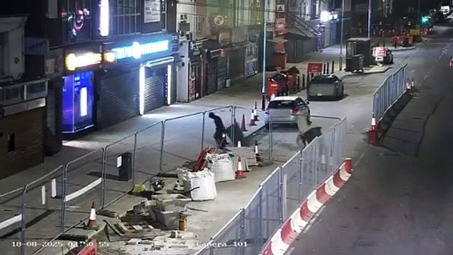 Wheelie bins used in theft