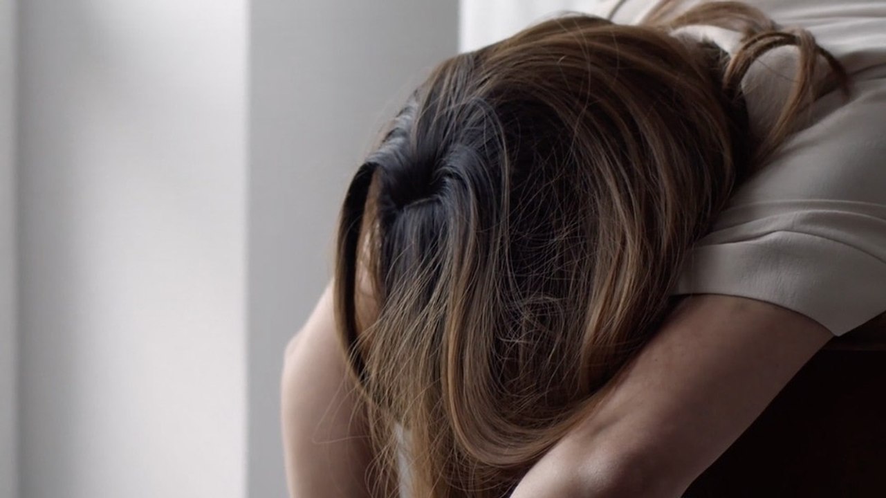 Depression-Anxiety की शिकार हो रहीं महिलाएं