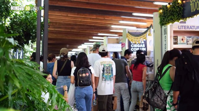 Medellín entrega bonos para que las familias se lleven libros gratis en la Fiesta del Libro