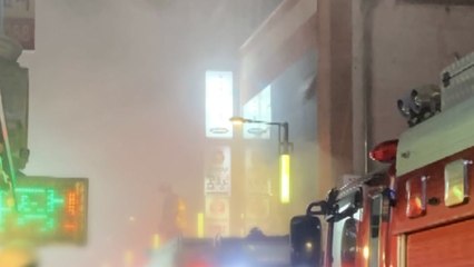 서울 신림동 고시원 배전반에서 불...12명 대피 / YTN