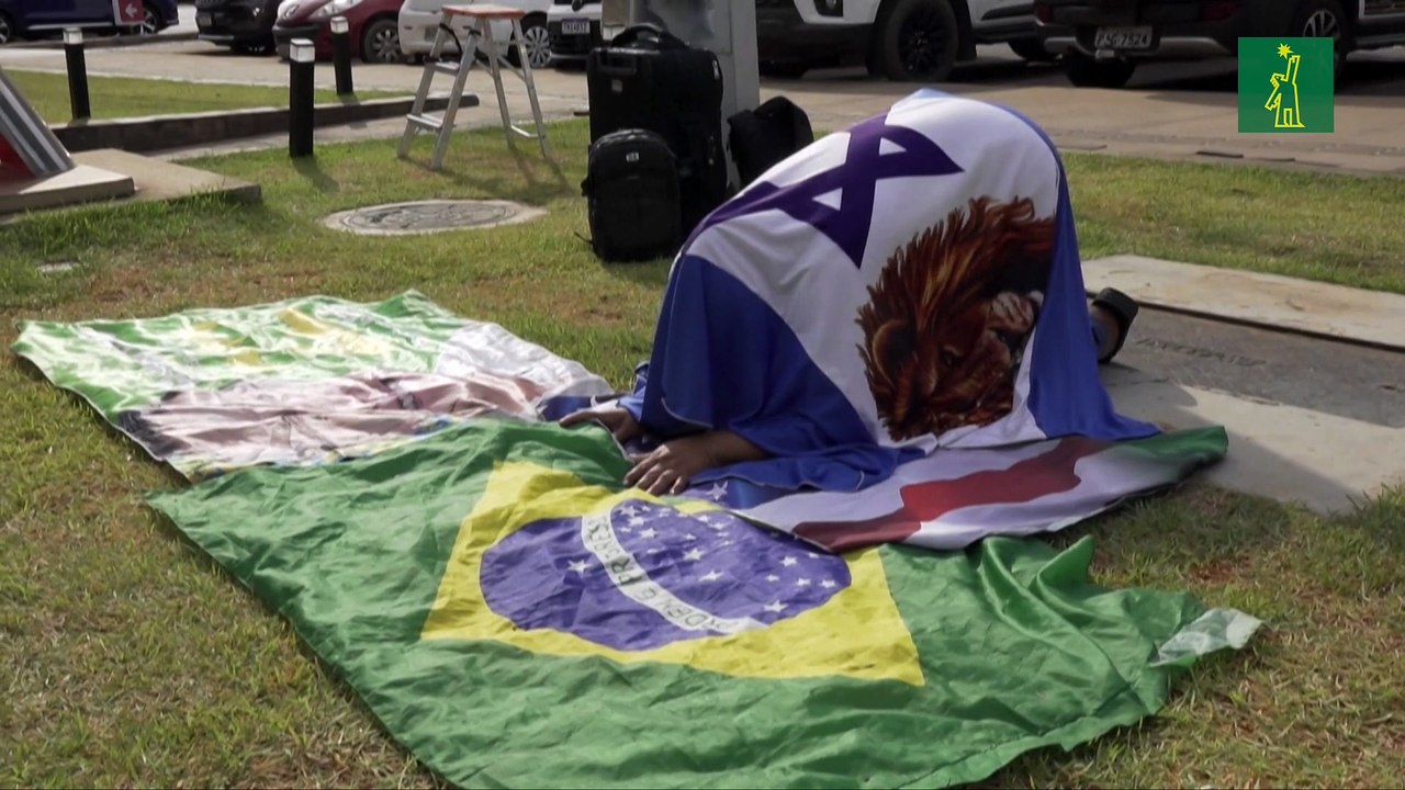 Bolsonaro sufre problema renal y anemia y permanece por ahora en el hospital