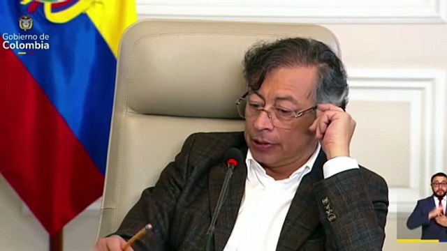 Gustavo Petro: Se acaba la dependencia del Ejército de Colombia y de sus Fuerzas Militares del armamento de los Estados Unidos