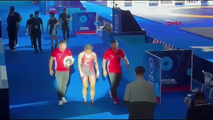 Milli güreşçi Nesrin Baş, finale yükseldi!