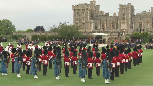 STUNNING FLYOVER Above DONALD, MELANIA Trump, and Their Majesties at Windsor Castle