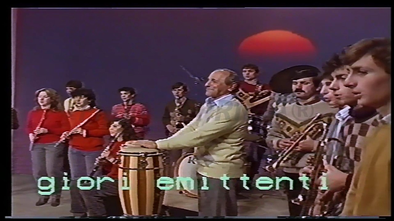 Videomambo. Sigla testa. Con Raffaele Pisu. Musica e testo di Alberto Bettini. Teleregione Toscana