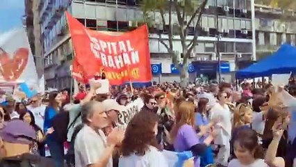 Llegan las primeras columnas de las universidades al Congreso