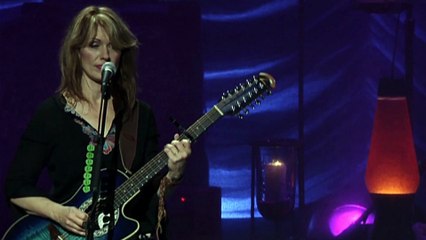 Mona Lisas and Mad Hatters (Elton John cover) - Heart (live)