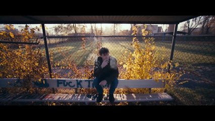 Topper: A Dramatic Journey of Comedy and Confronting the Past 🎭