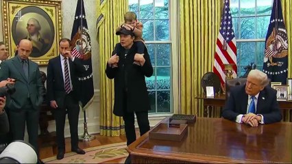 Trump v The Truth - 1of2 [couchtripper]