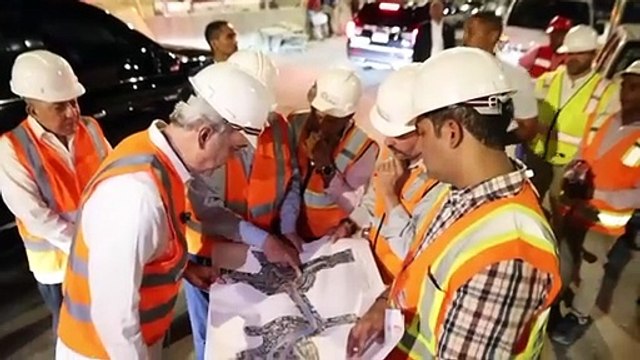 Presidente Abinader supervisa personalmente esta noche la construcción del paso a desnivel en la Prolongación 27 de Febrero con Isabel Aguiar
