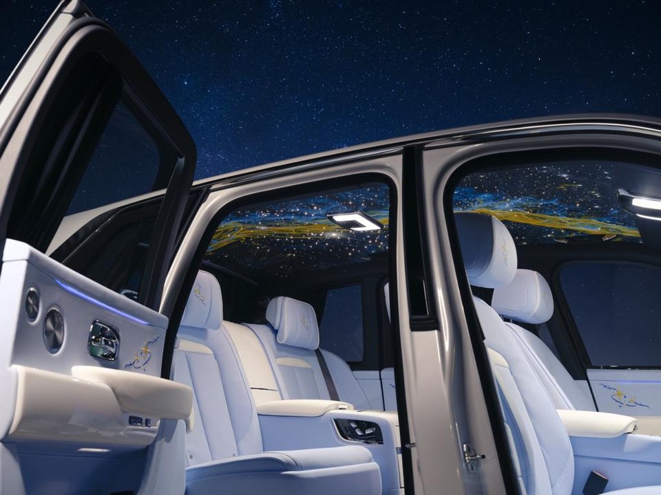 Cullinan Cosmos: Rolls-Royce zeigt den krassesten Starlight Headliner aller Zeiten