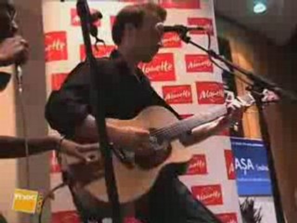 Asa live à la  fnac angers