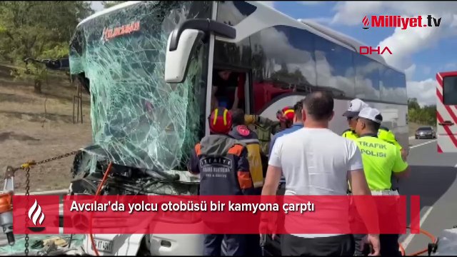 Avcılar'da feci kaza! Yolcu otobüsü kamyona çarptı: Yaralılar var