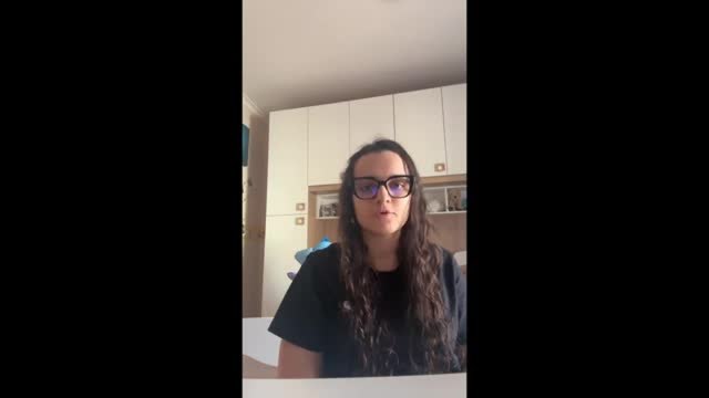 Arianna e il revenge porn, fango social dopo la denuncia: «Non mi sono inventata nulla. Ecco le prove»