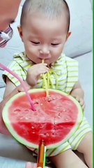 How to give medicine to a child.😅😂😂😅😀#หาวิธีป้อนยาให้เด็กน้อย😂😂#share happiness.❤️❤️🥰#Th