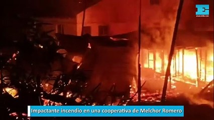 Impactante incendio en una cooperativa de Melchor Romero