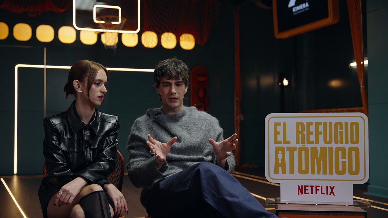 Entrevista a Pau Simón y Alicia Falcó por 'El refugio atómico'