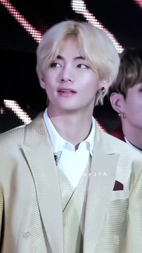 BTS kim taehyung in award show looking handsome #bts#v#kimtaehyung#dailymotion