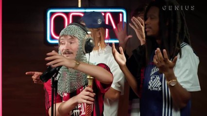 Goldwood Performs 'Walkthrough' Live at Open Mic 🎤