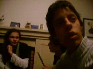 "Je chie dans Renan Luce"