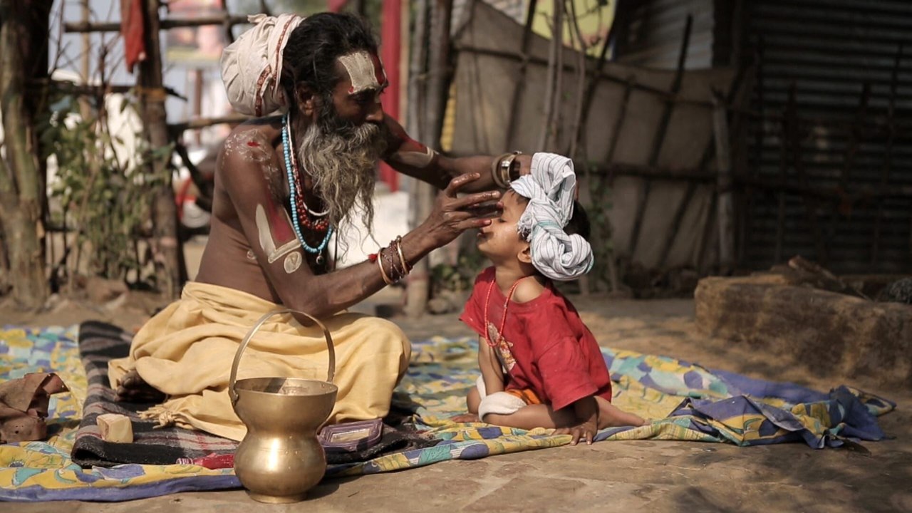 Kumbh Mela : sur les rives du fleuve sacré