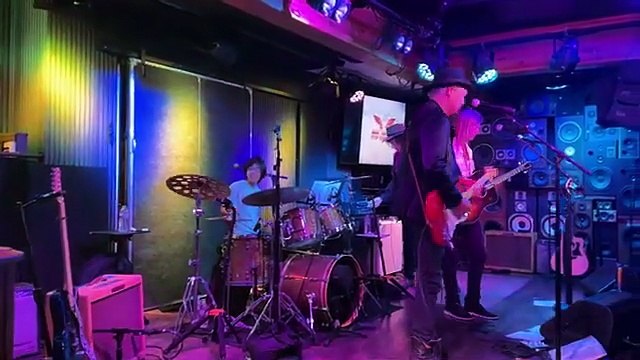 Led Zeppelin - Good Times Bad Times and Rock and Roll (Live Cover)