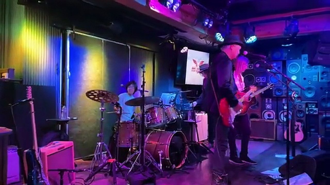 Led Zeppelin - Good Times Bad Times and Rock and Roll (Live Cover)