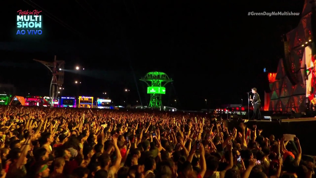 Minority (Band Members Introductions) - Green Day (live)