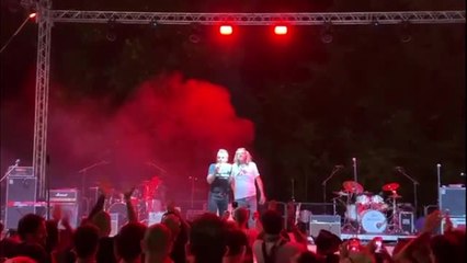 In duemila con Pelù & C. «La nostra voce arriva a Gaza»