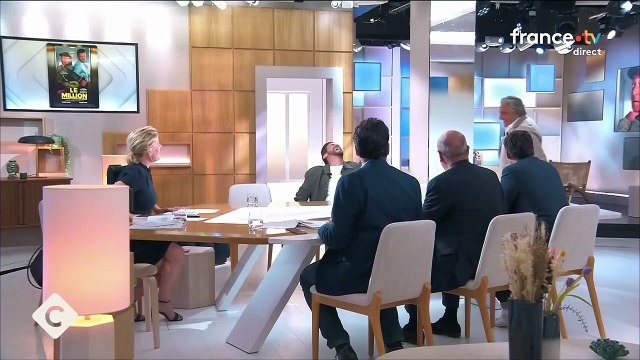 J’ai senti une espèce de tension entre vous : Christian Clavier évoque sans filtre l'arrivée de Mohamed Bouhafsi aux commandes de C à vous