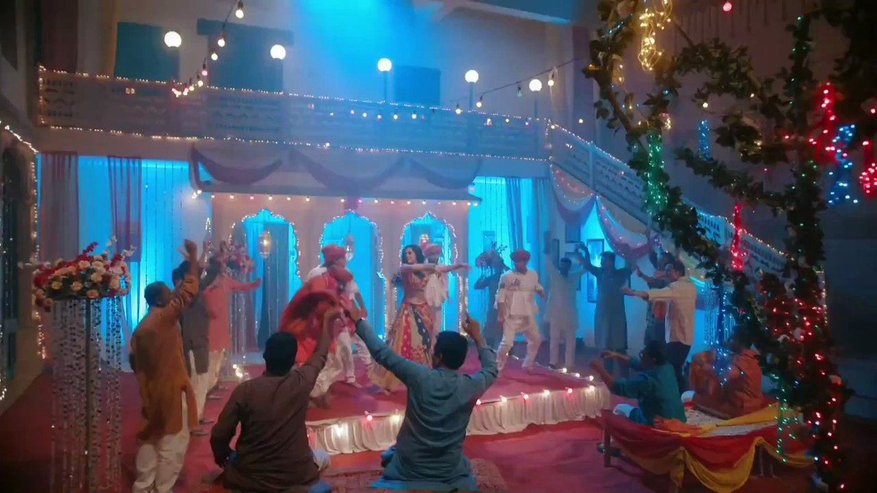 Reem Shaikh Hot Dance