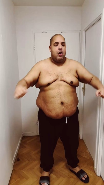 Touche moi encore une fois et tu vas savoir qui je suis 🤣 #humour #drole #parodie